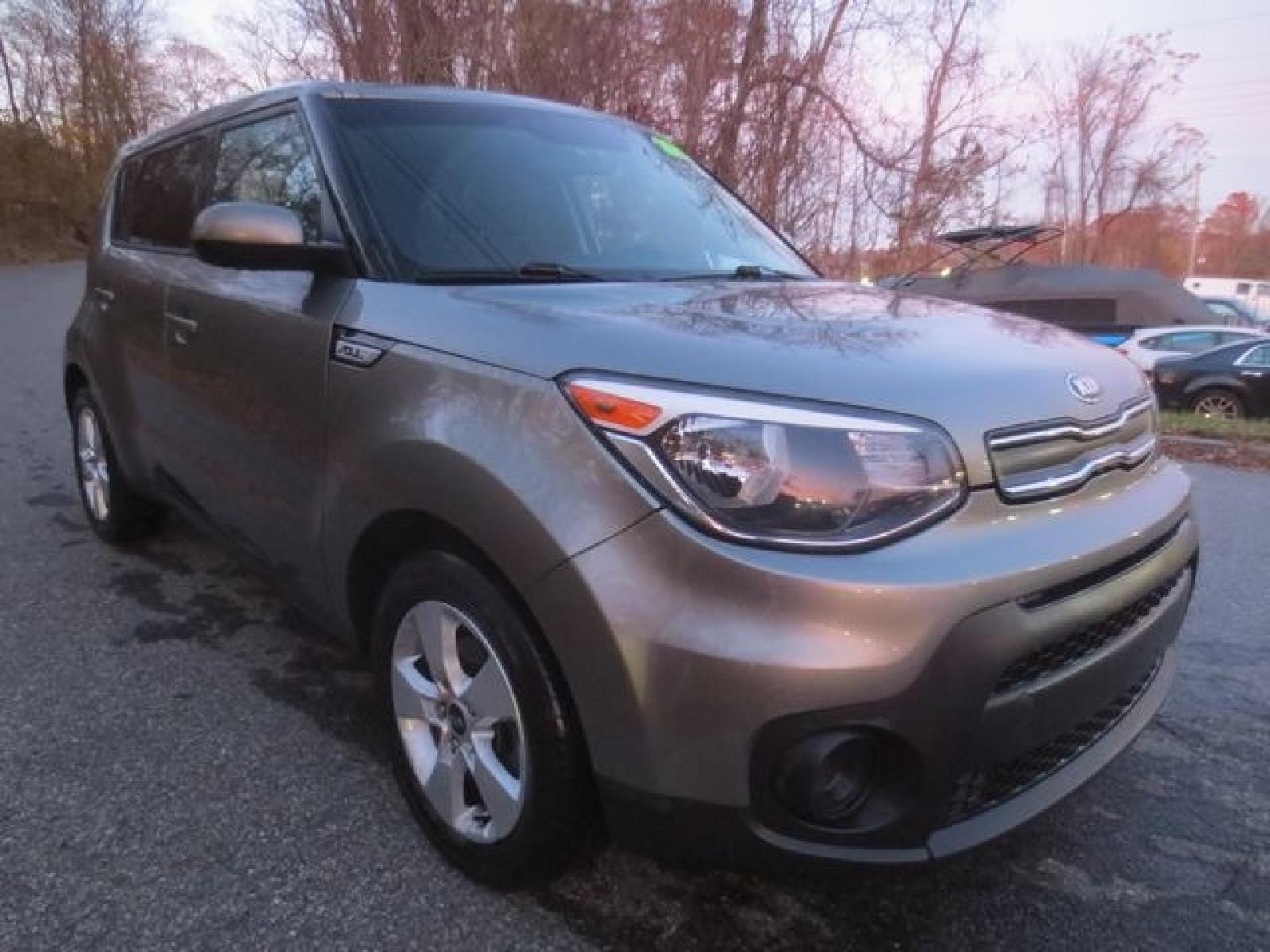 2018 Gray /Gray Kia Soul (KNDJN2A29J7) with an 4cyl engine, Automatic transmission, located at 270 US Route 6, Mahopac, NY, 10541, (845) 621-0895, 41.349022, -73.755280 - Photo #1